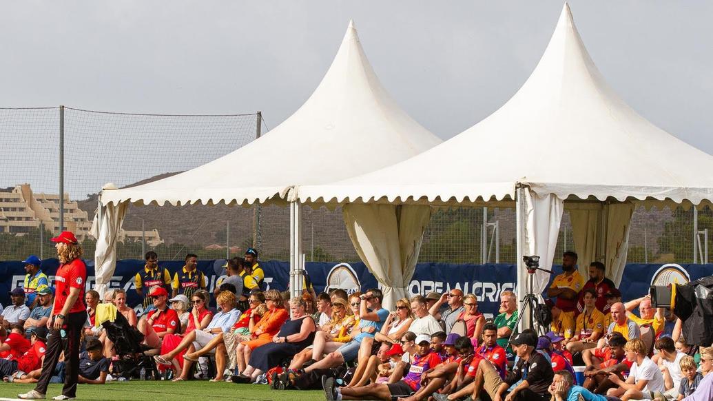 ECL Boxing Day Bonanza at England Test Match